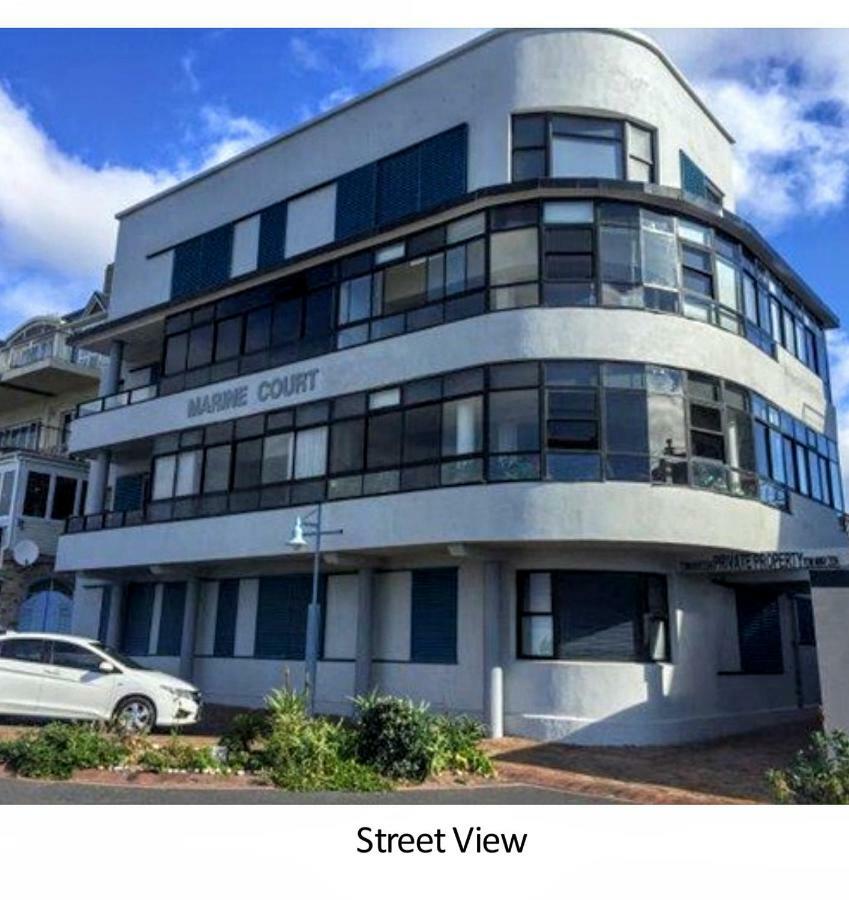The Sun, Whales & Waves - Seafront Apartment Hermanus Kültér fotó